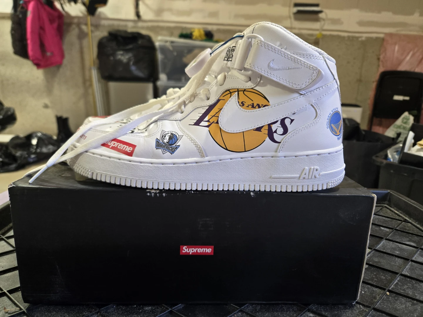 Nike Air Force 1 Mid '07 Supreme x NBA Sneakers size 9.5 US - photo 5