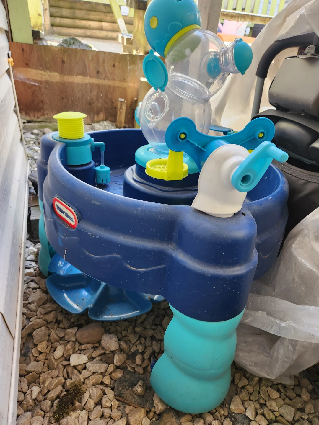 Little Tikes Water Table - photo 3