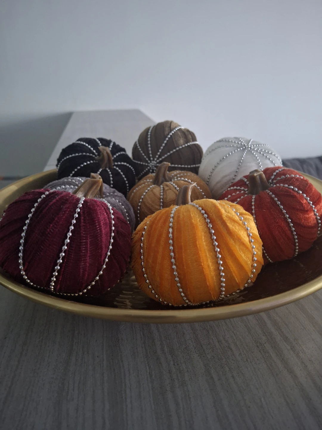 Set of 8 Decorative Velvet Pumpkins ⚽️