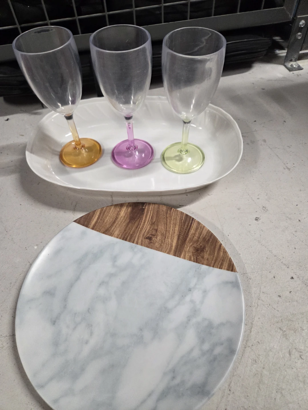 Round Marble Wood Serving Board and 3 Plastic Wine Glasses