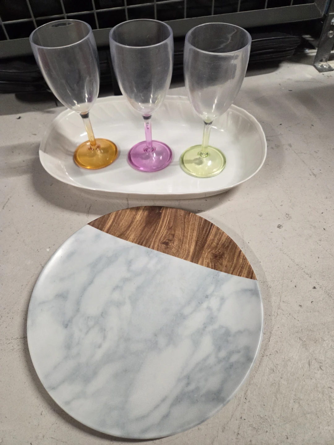 Round Marble Wood Serving Board and 3 Plastic Wine Glasses - photo 4