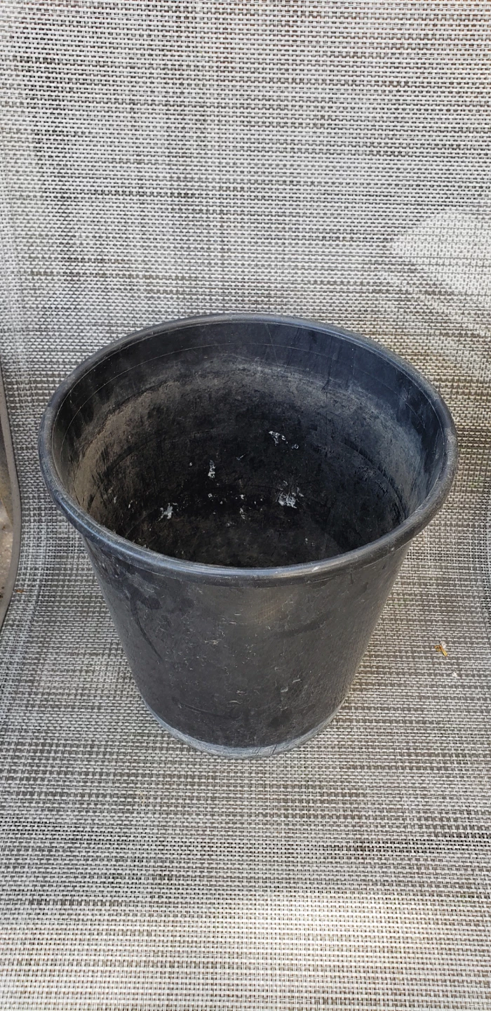 WANTED: Buyers for Assorted Plant Pots - photo 4