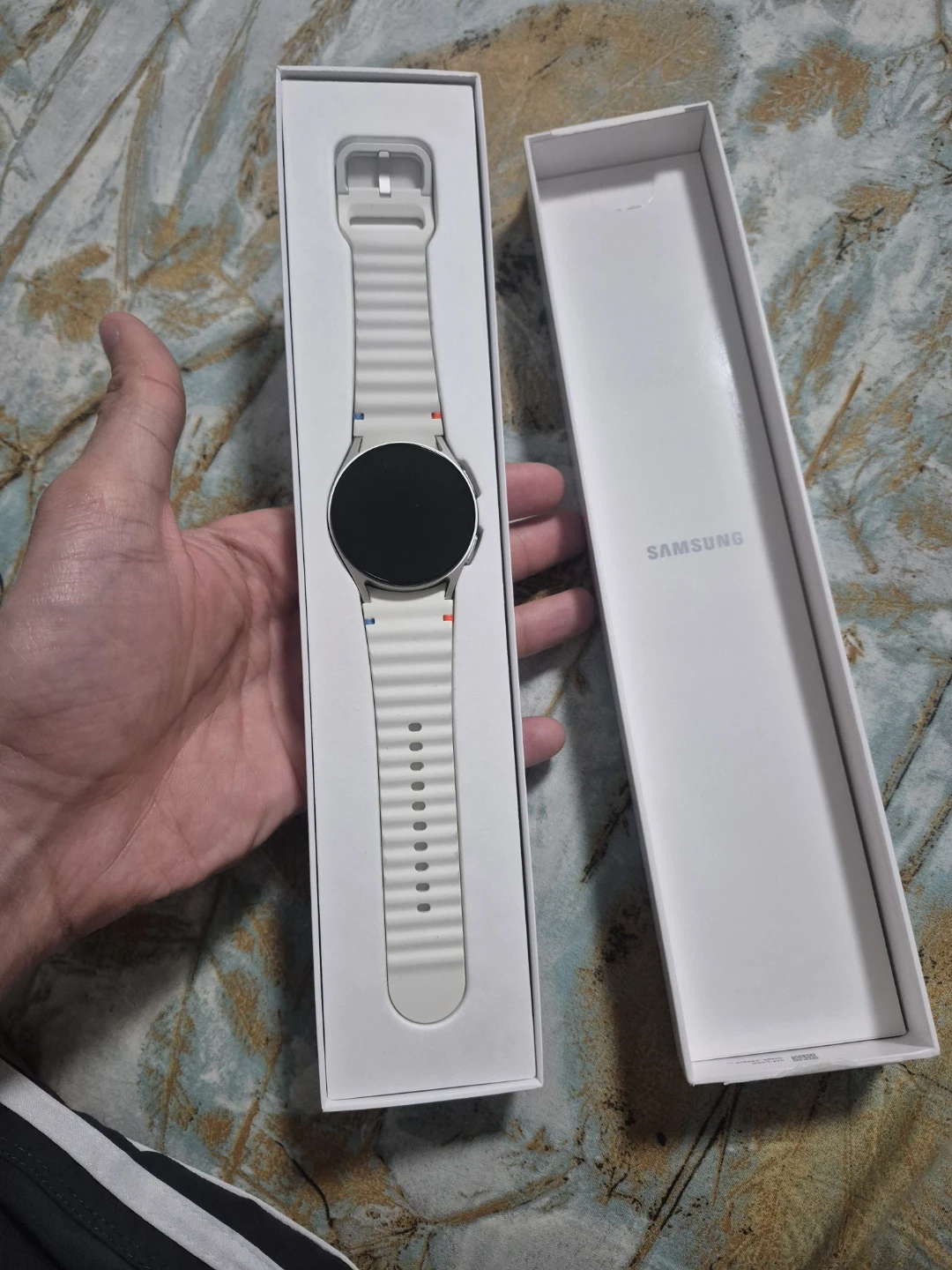 Samsung Galaxy Watch7 40mm (Bluetooth/Wi-Fi/GPS) – Like New - photo 2