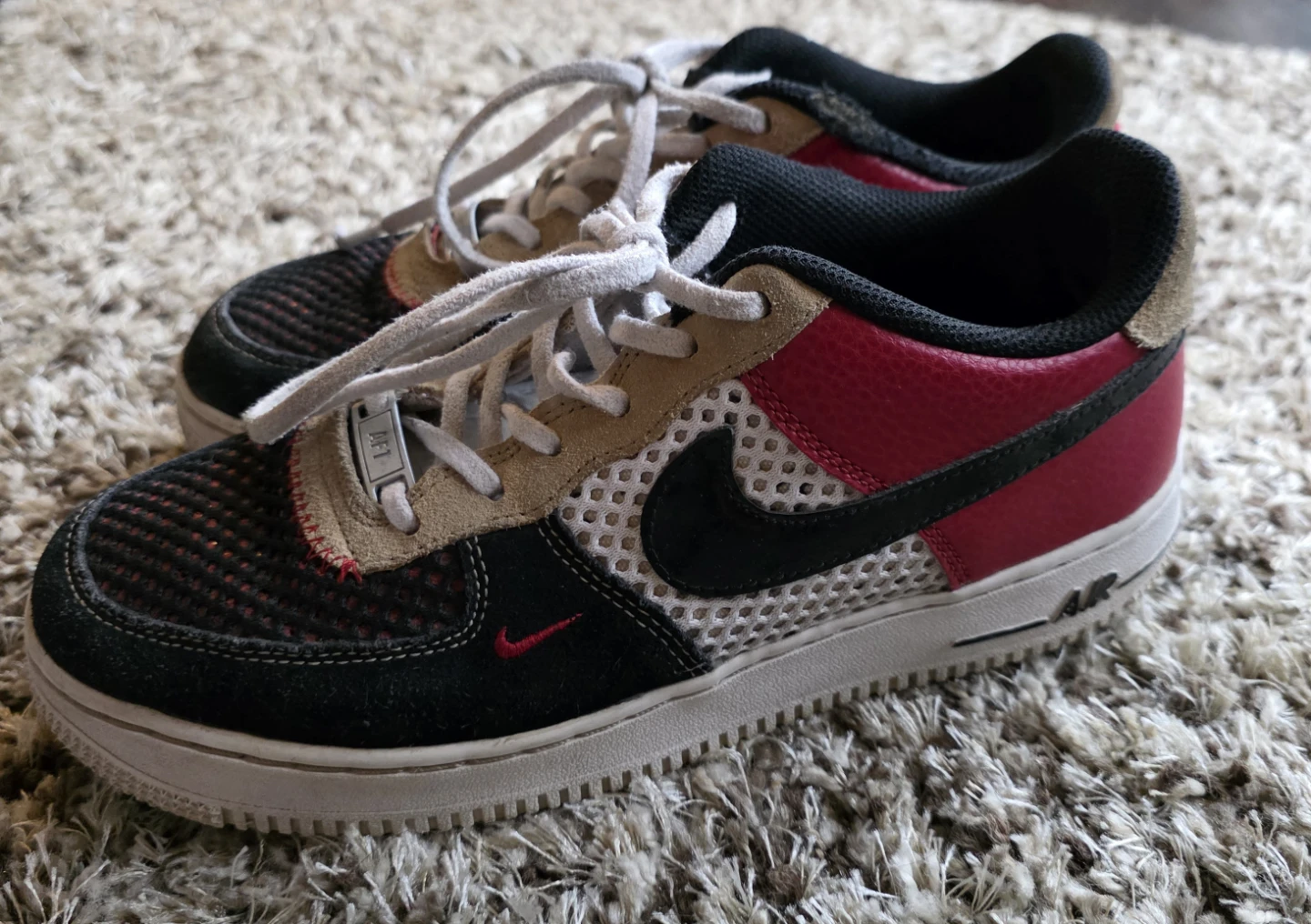 Nike Air Force 1 Low Alter & Reveal size 7Y