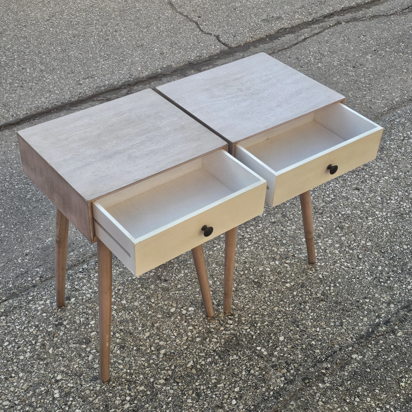 Delivery Available: 2 Bedside tables - photo 3