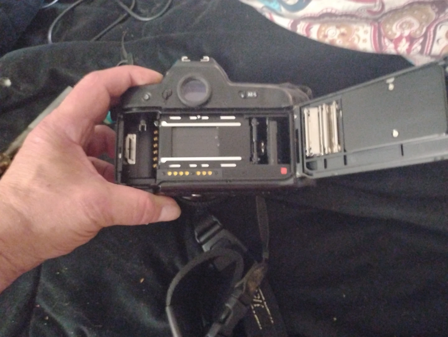 Nikon F90X 35mm Film Camera with Lens - photo 2