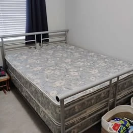 Queen Size bedframe, mattress & boxspring