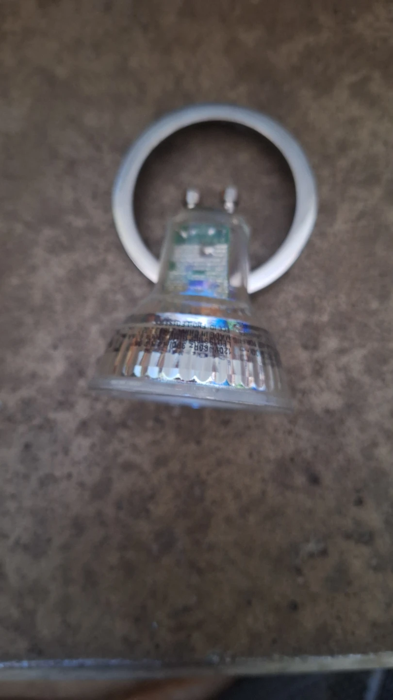 3-Lamp Closet Light Fixture - photo 4