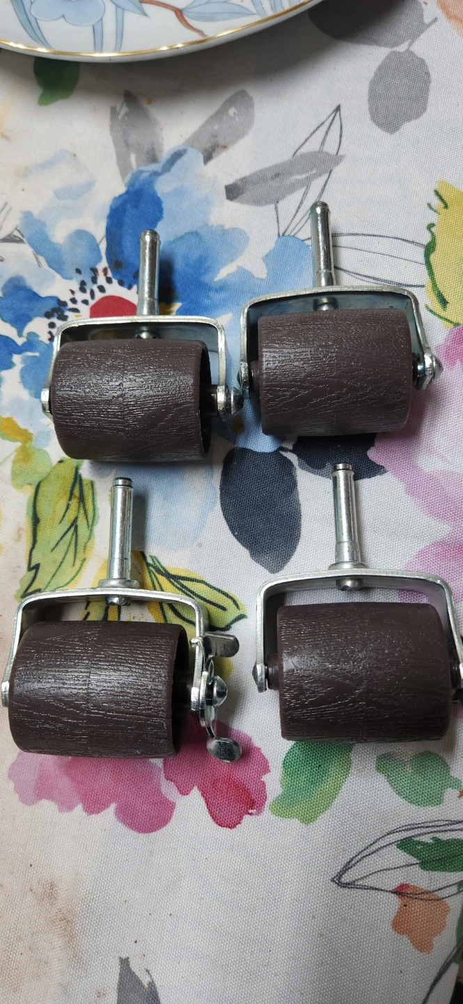 New Set of 4 Casters