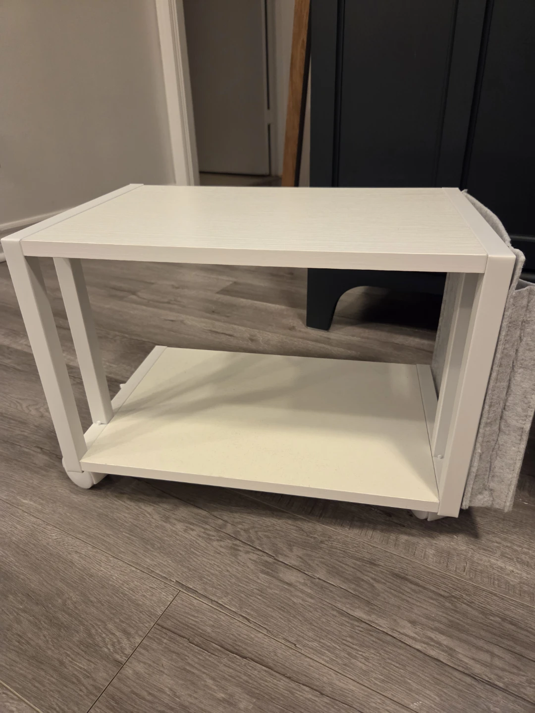 White Two-Tier Side Table with Felt Organizer - photo 3