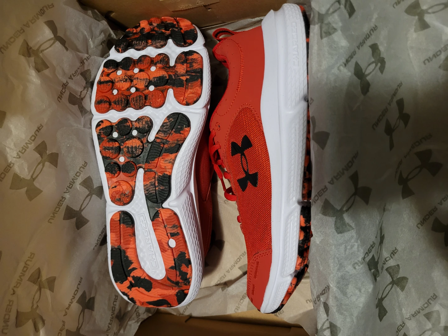 Under Armour Charged Assert 10 Red Men's Running Shoes Size 9.5