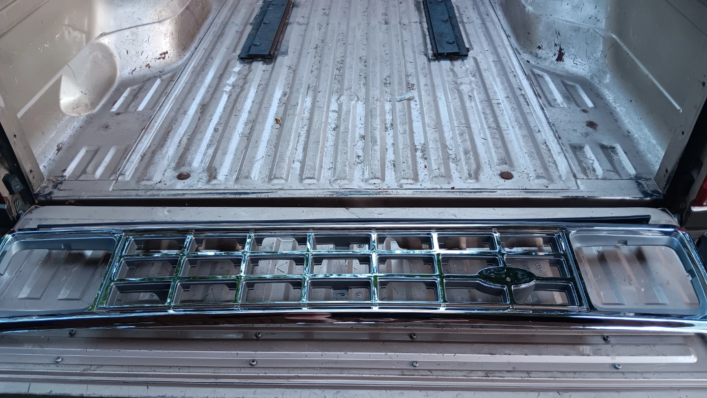 Chrome Grille for Ford Truck ford ranger