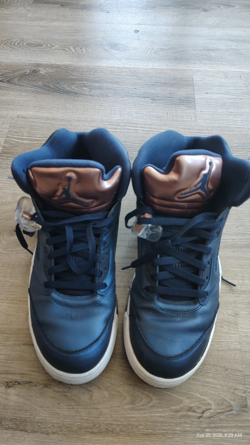 Air Jordan 5 Dark Blue & Copper Sneakers - photo 4