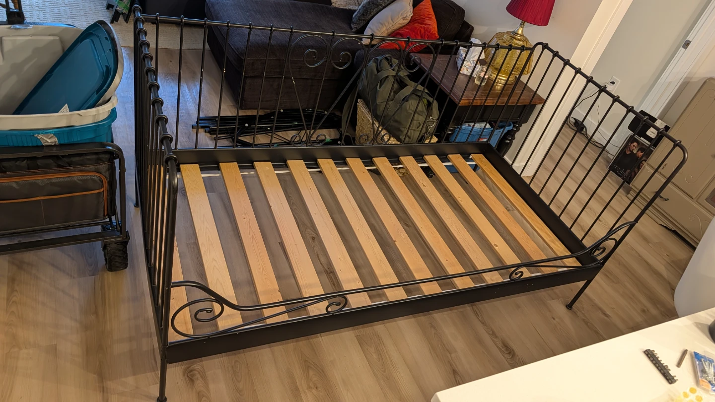 IKEA Meldal Metal Daybed - photo 3