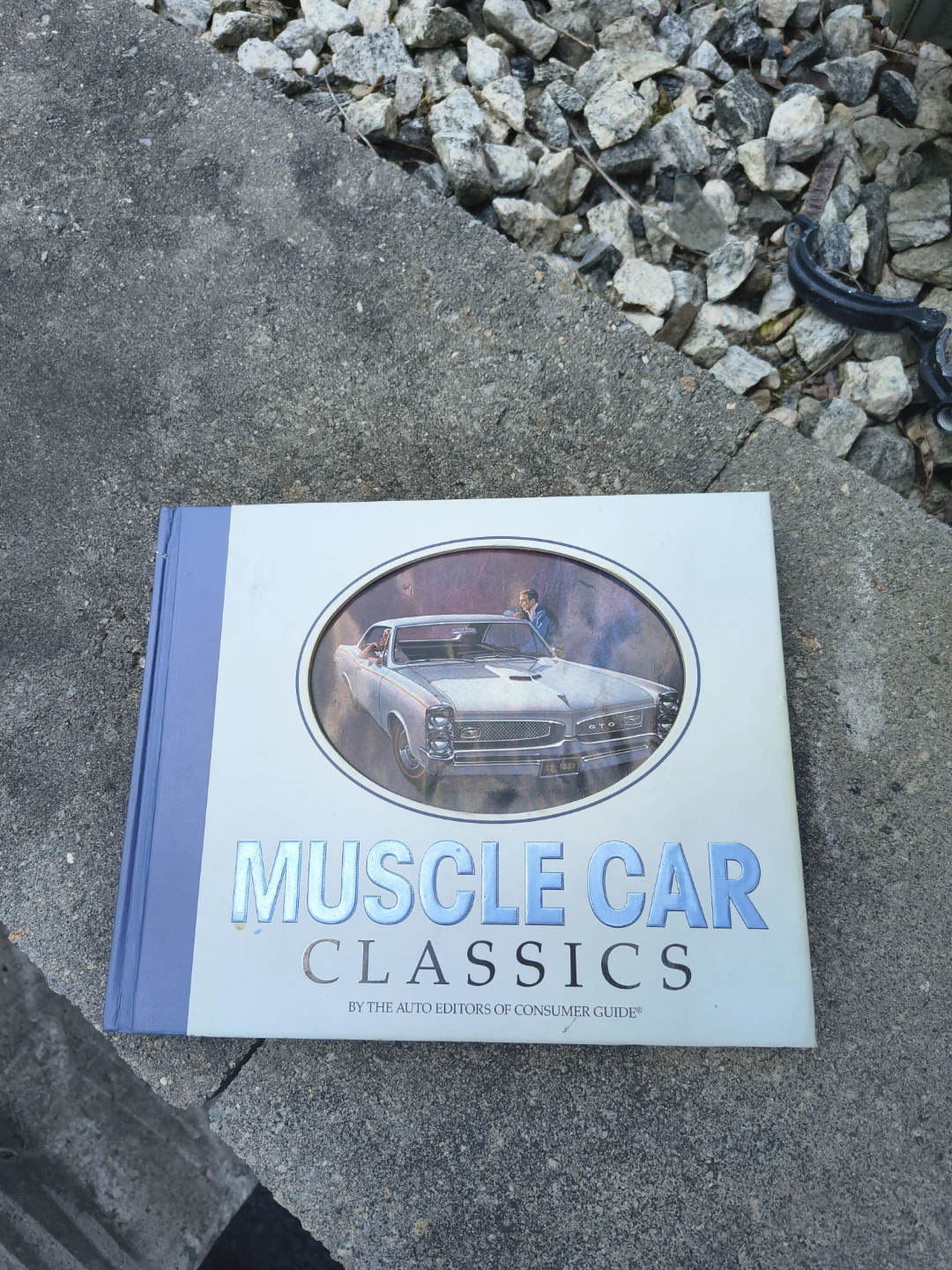 Car book muscle car classics