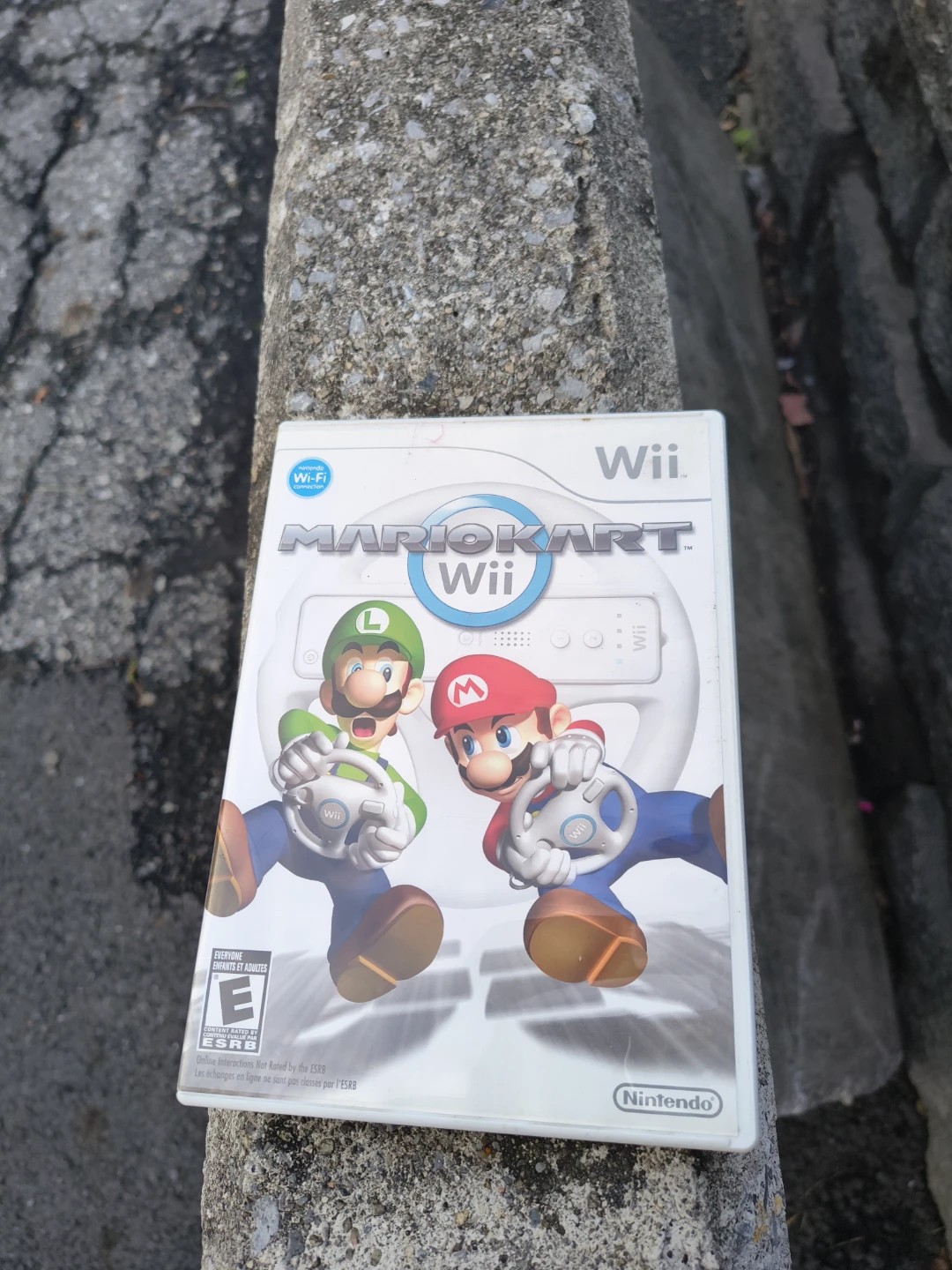 Wii Mario kart plastic case and manual only