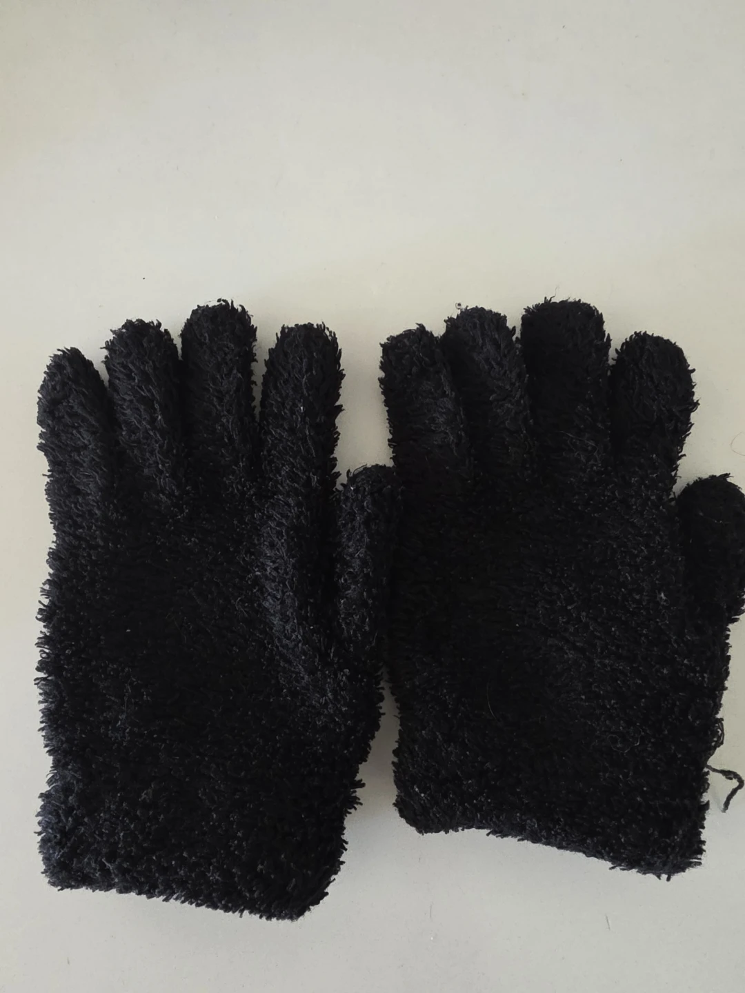 Black Fleece Gloves - photo 2
