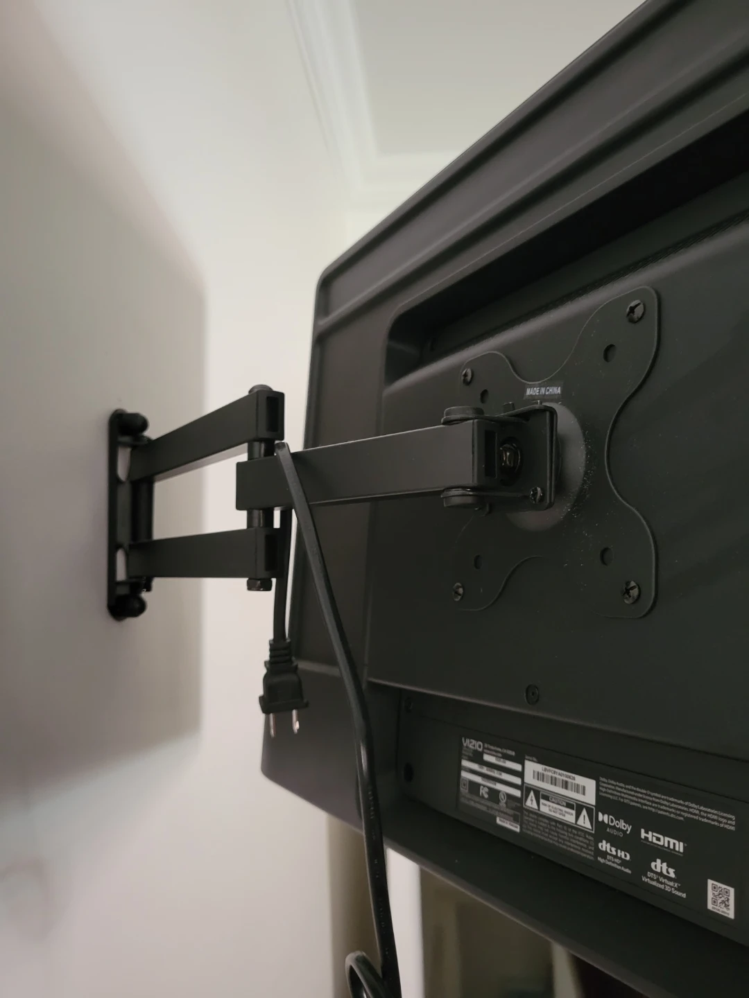 VIZIO D-Series 32-inch TV - photo 5