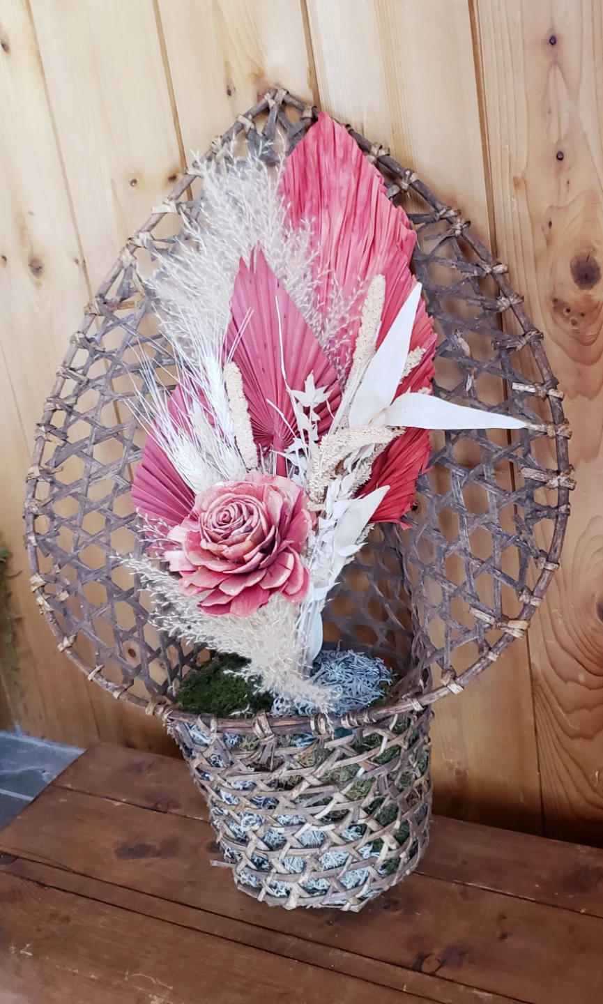 Woven Wall Hanging with Dried Floral Arrangement - photo 2
