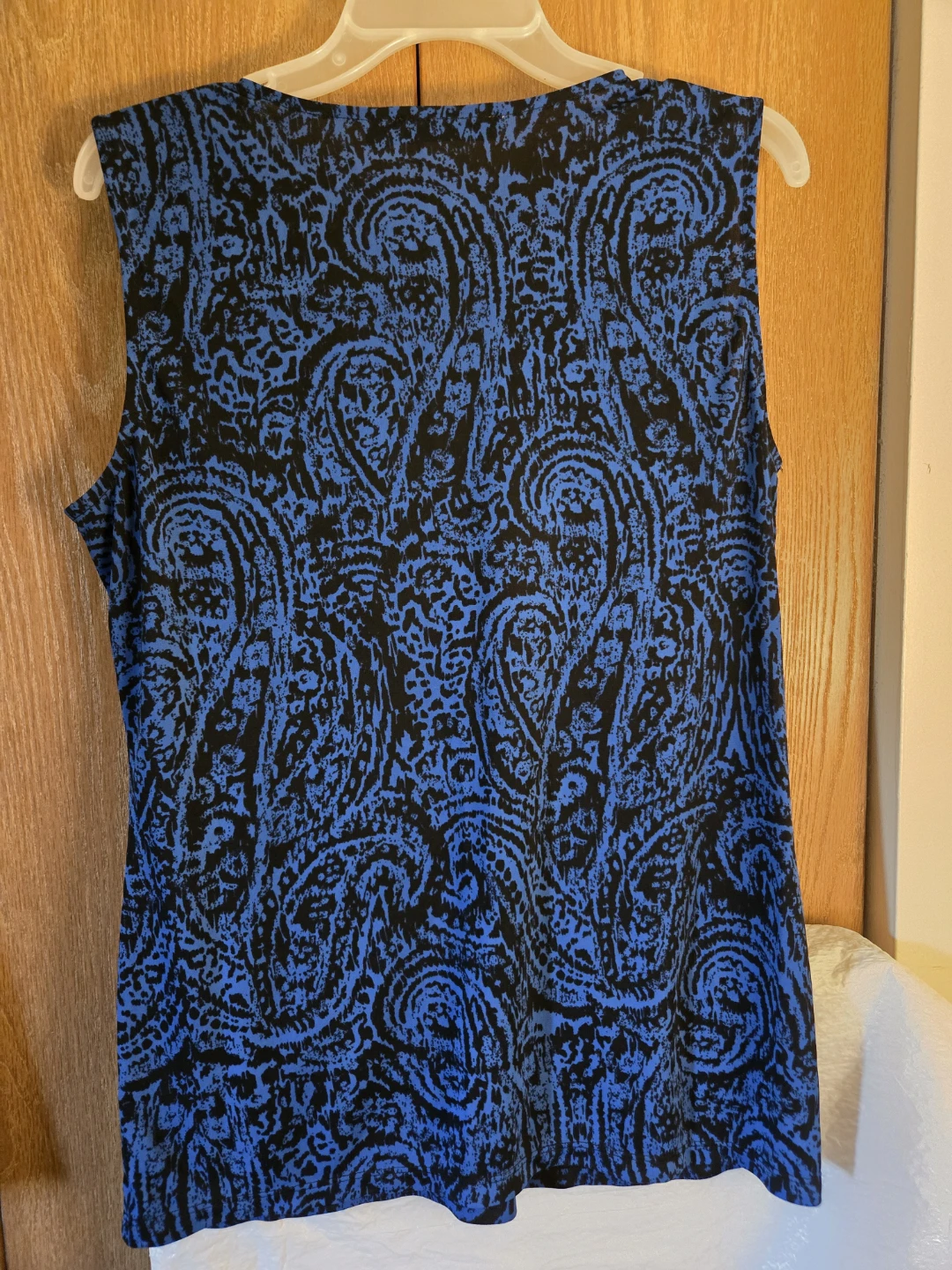 The Limited Sleeveless Blue Paisley Ruffle Blouse - Medium - photo 2