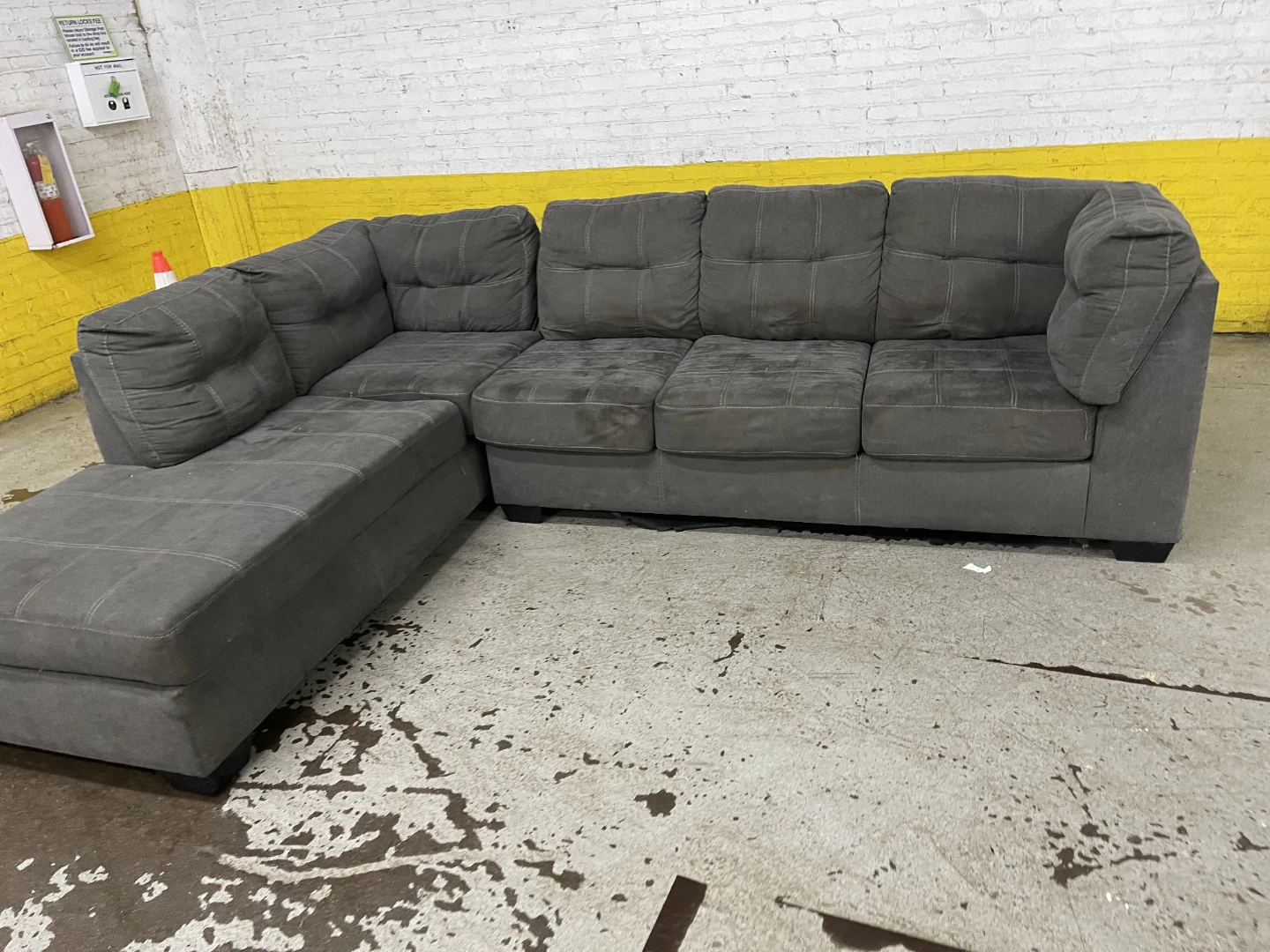Gray Sectional Sofa with Chaise as is can deliver - photo 2