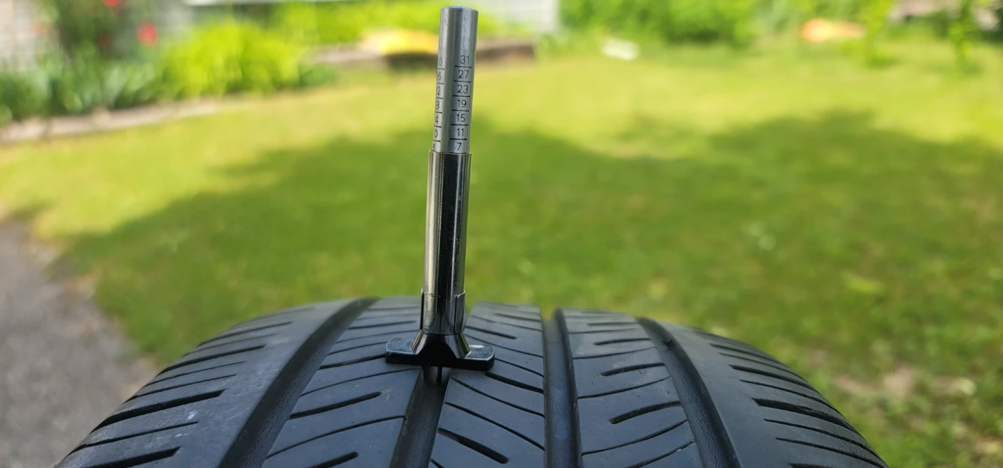 Kumho Solus 205/55R16 Tires - photo 2