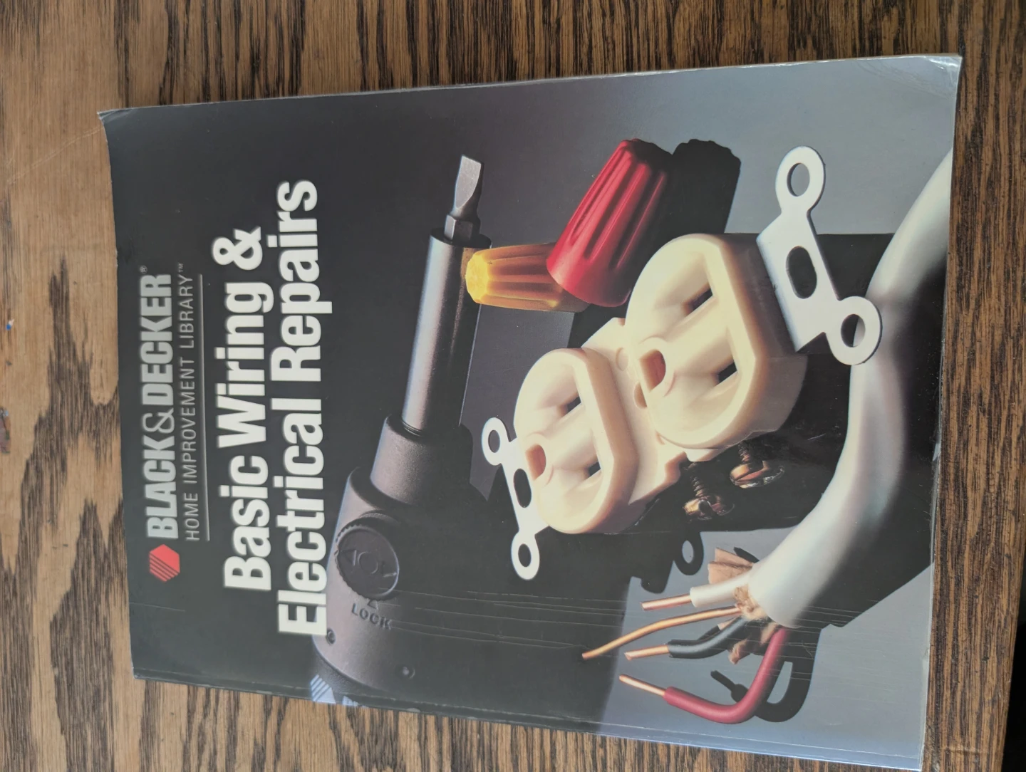BLACK+DECKER Basic Wiring & Electrical Repairs Book