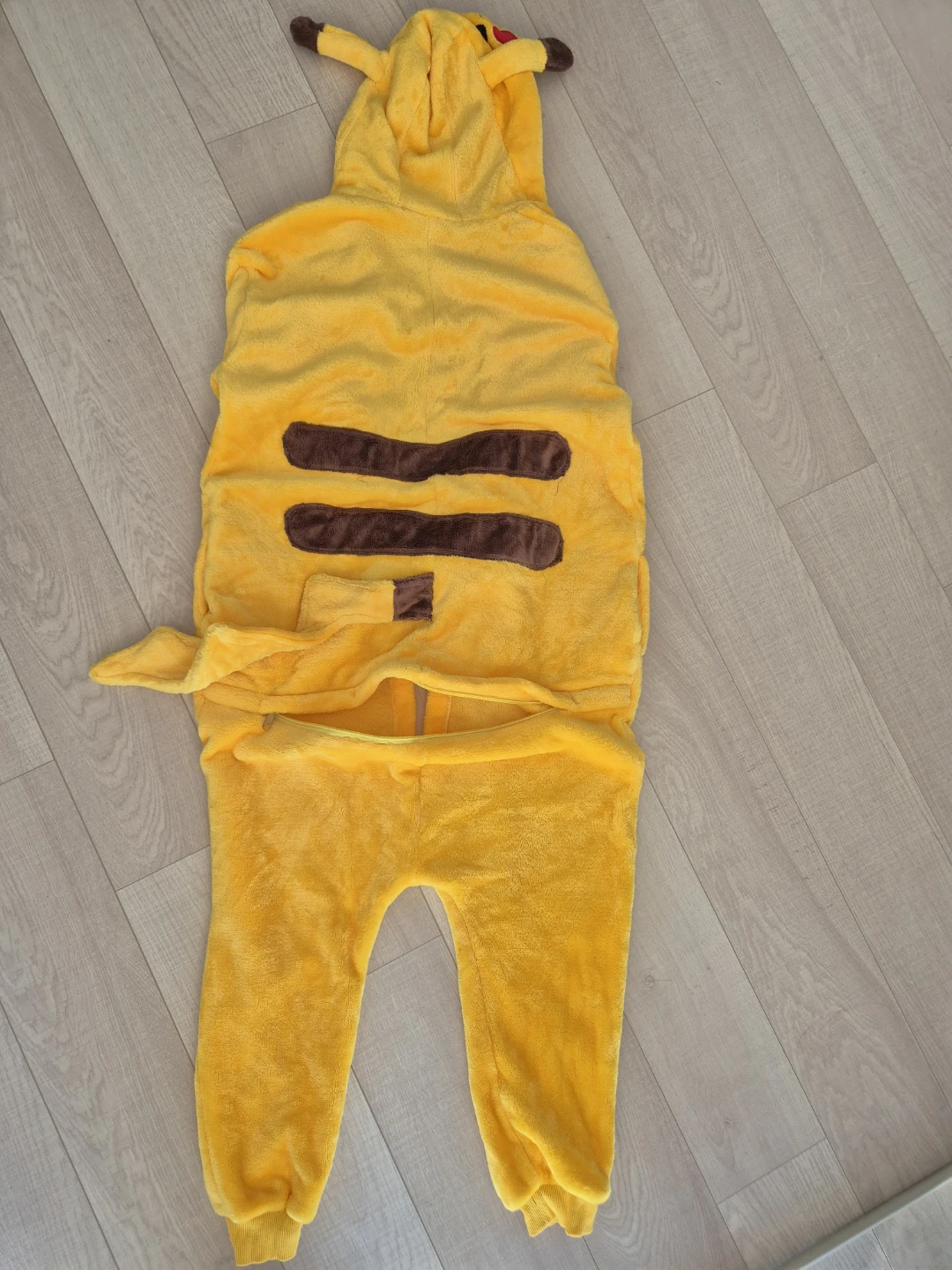 Pikachu Costume Pajamas - photo 2