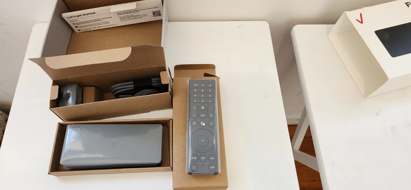 Verizon Fios TV+ Streaming Device - photo 5