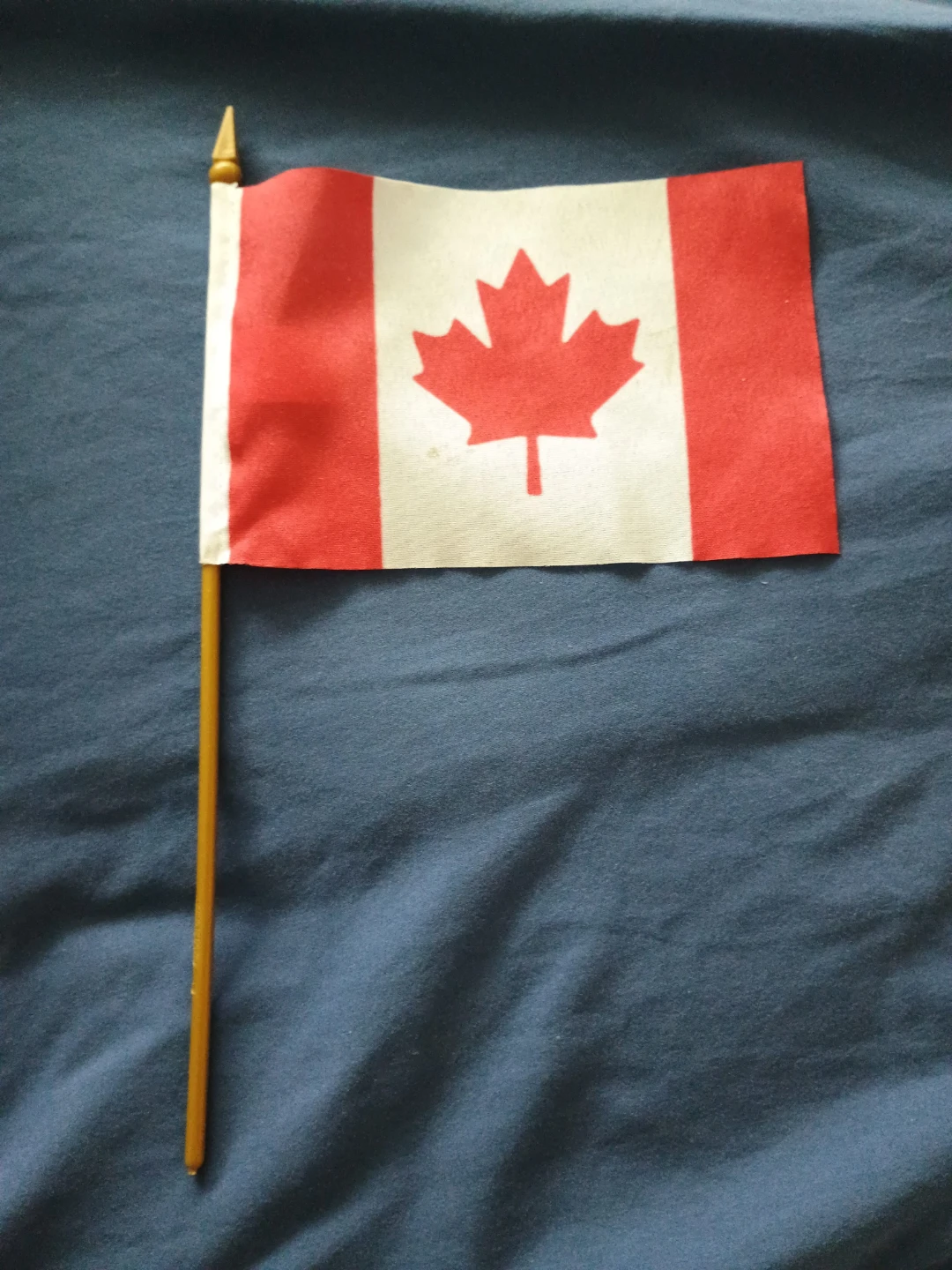 ⚽  Small Canada Flag on Wooden Stick