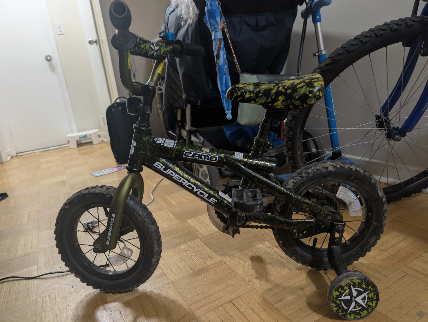 Supercycle Kids Bike with Training Wheels