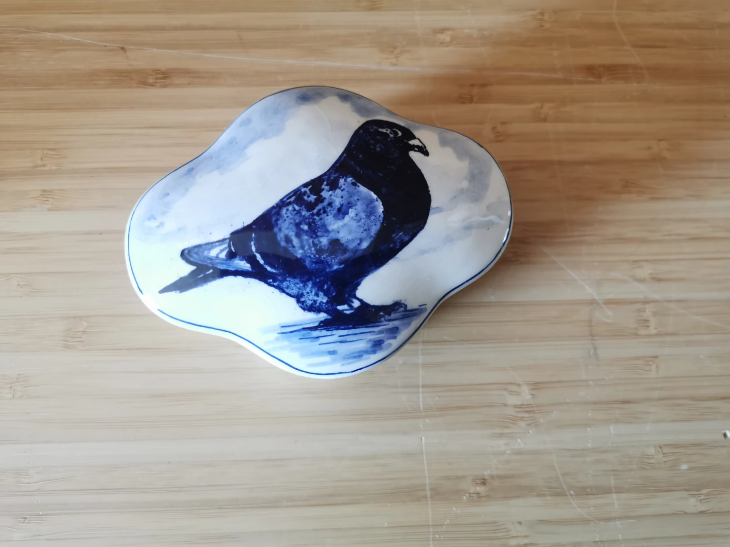 Vintage Delft Blauw Hand Painted Bird Jewelry Box