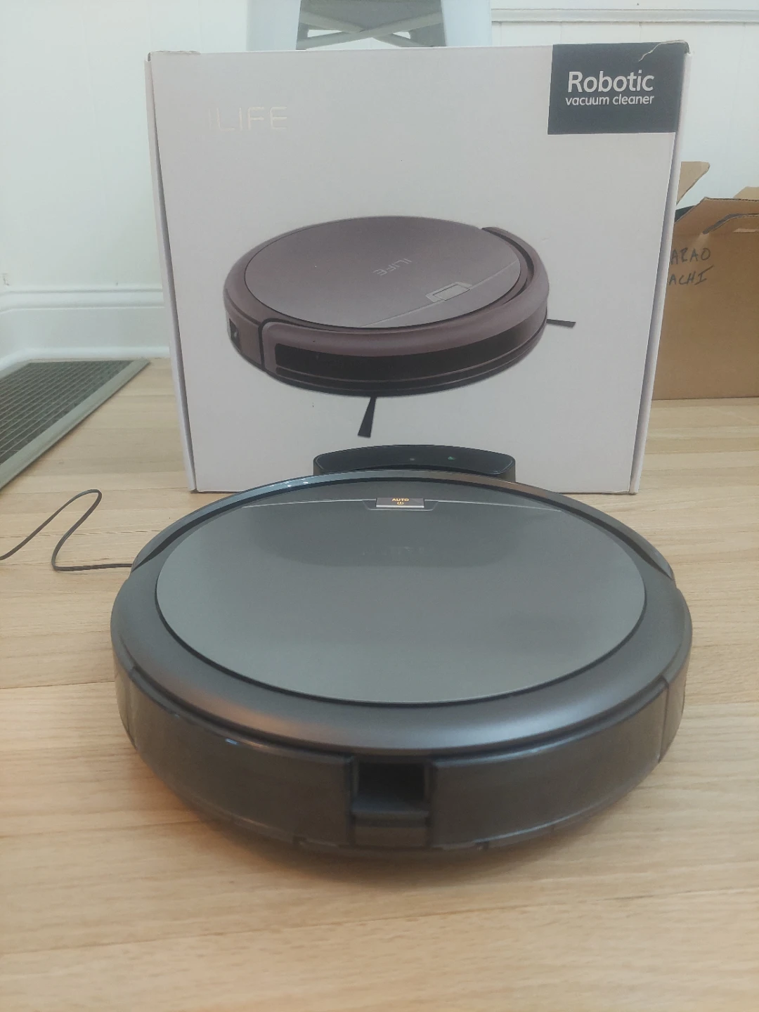 ILIFE Robot Vacuum Cleaner with charging dock - photo 2