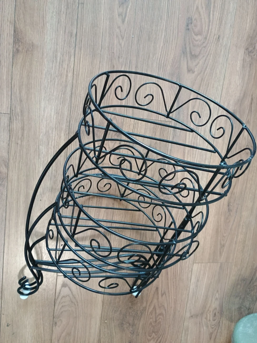 ⚽  Black Metal Adjustable Tiered Plant Stand - photo 2