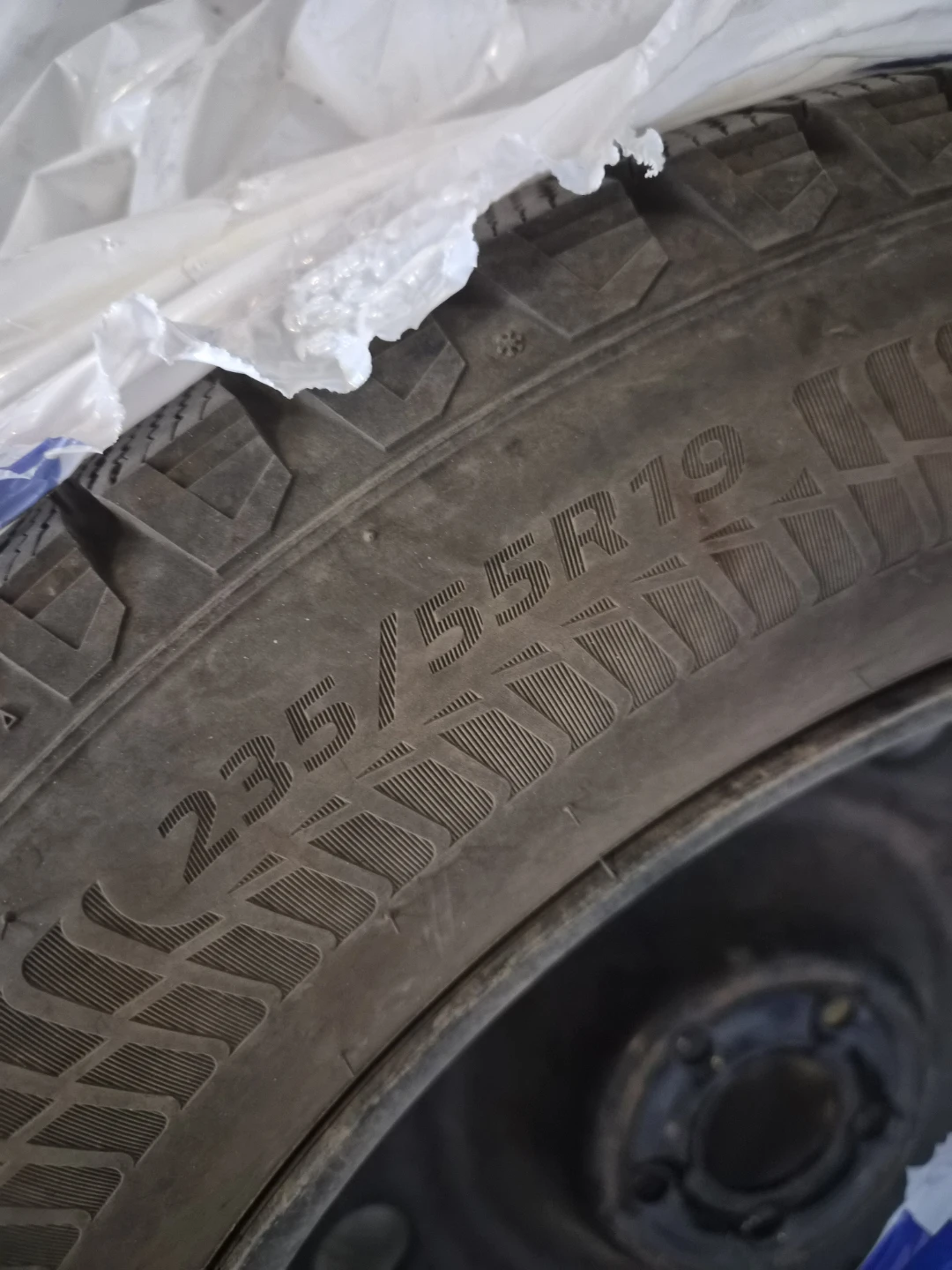 Winter Tire 235/55R19