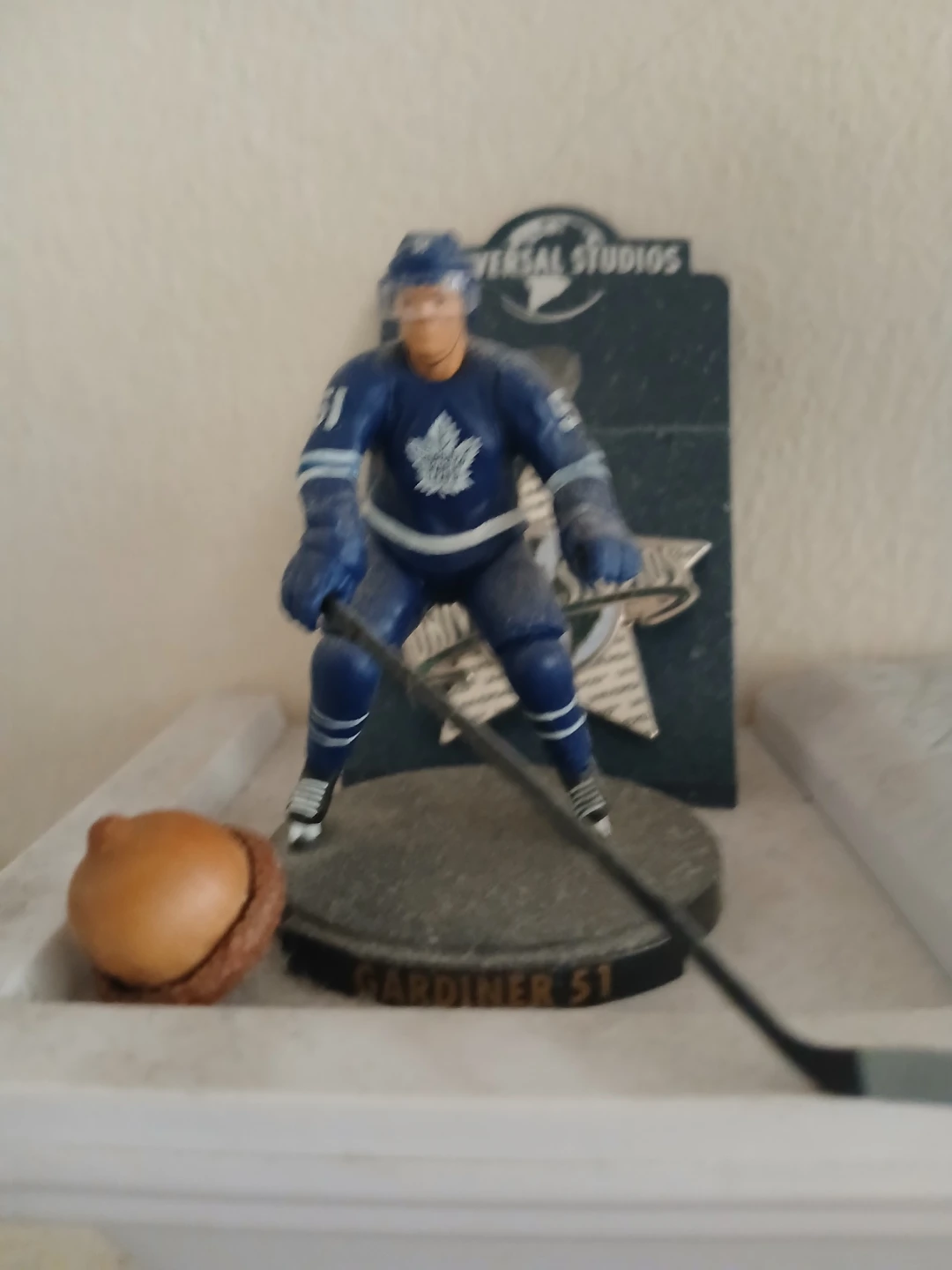 Toronto Maple Leafs Gardiner 51 Hockey Figurine