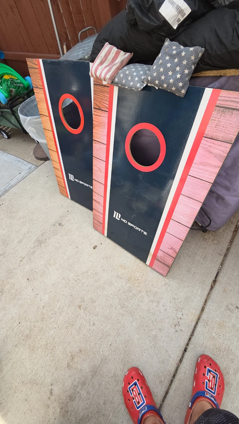 MD Sports Cornhole Set with Bags - photo 3