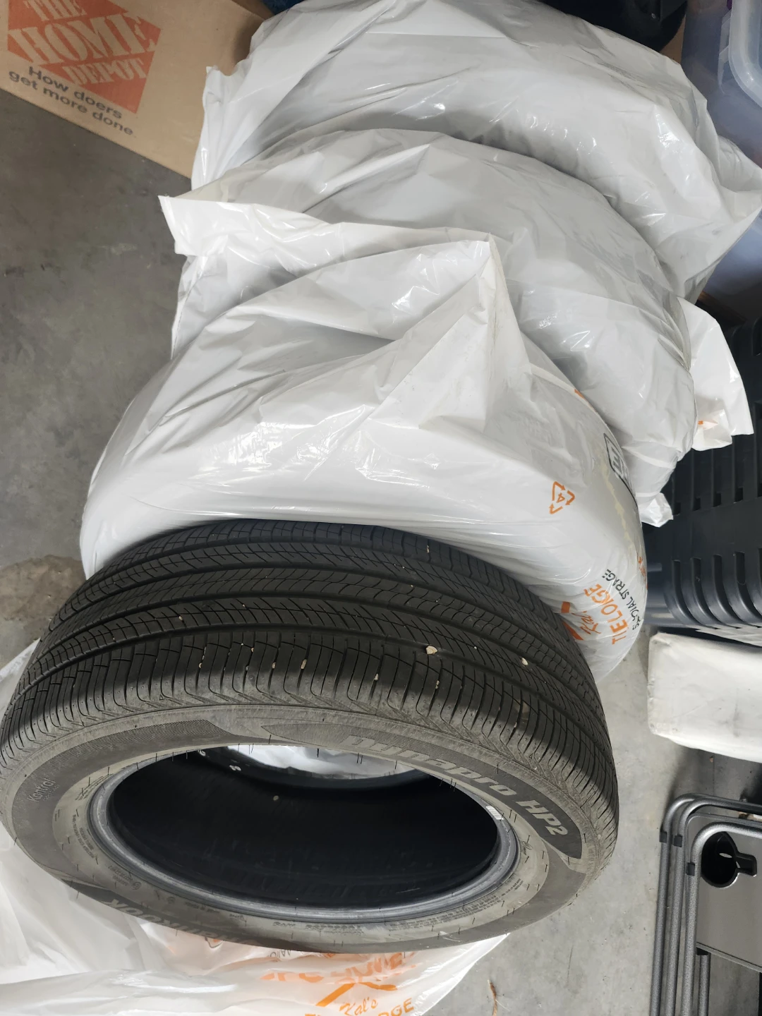 4 Tires (like new) 225/60R17 Hankook Dynapro HP2 Tire 225/60R17 - photo 4