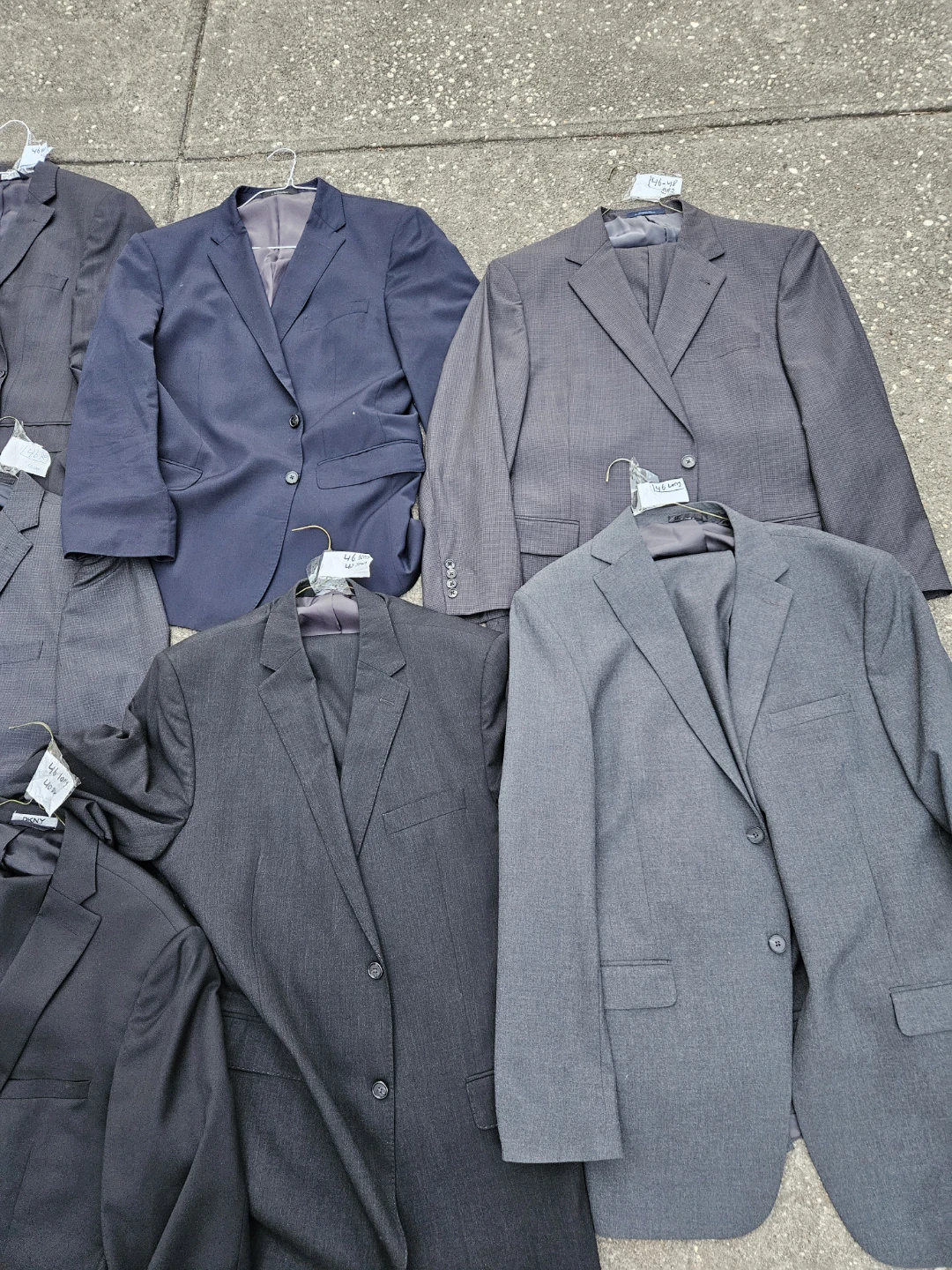 7 suits and 3 jackets size 46R 46L - photo 2