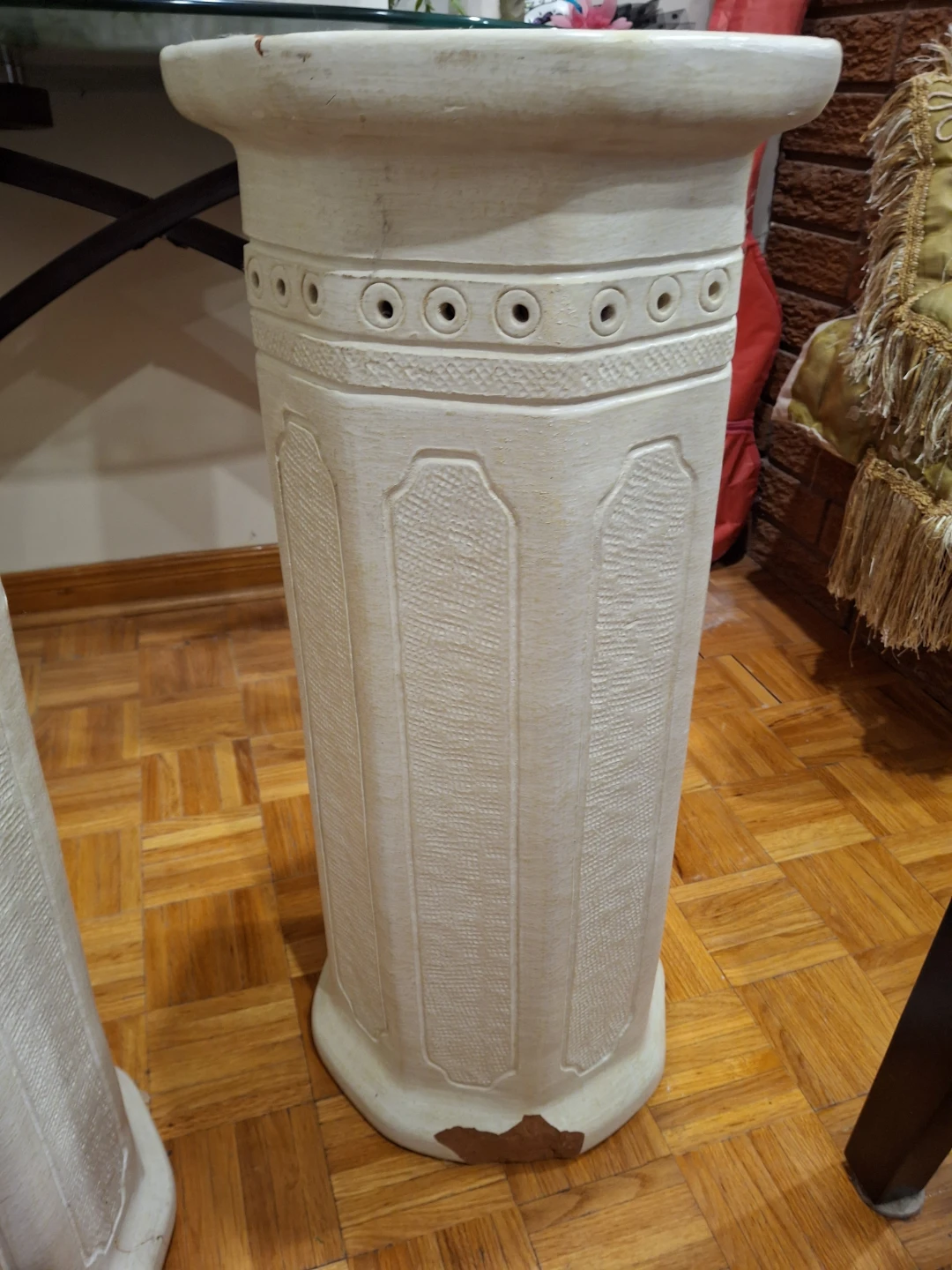Pair of Decorative Pedestal Stands - photo 4