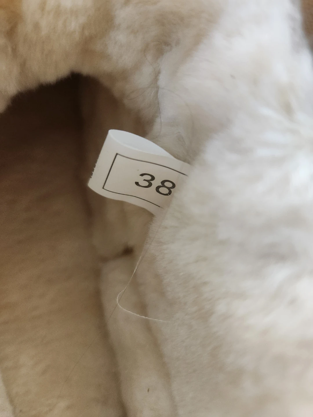 UGG Mini Boots Size 38 - photo 3