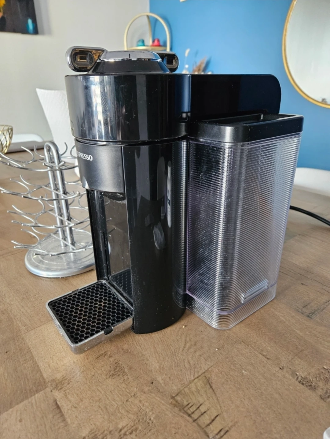 Nespresso Vertuo Coffee Machine - photo 2