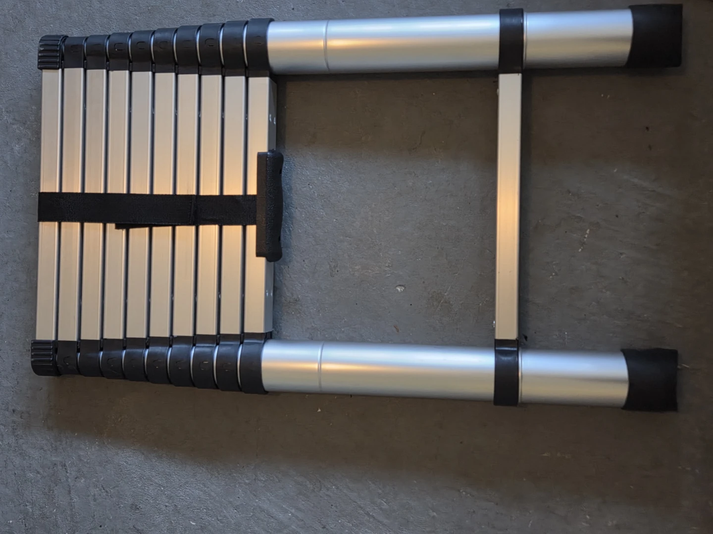 Telescopic Ladder - photo 2