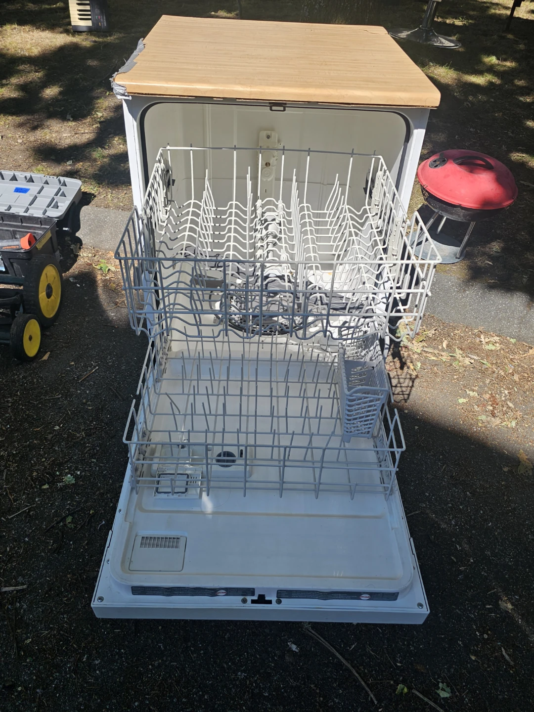 White Dishwasher with Wooden Top - photo 5