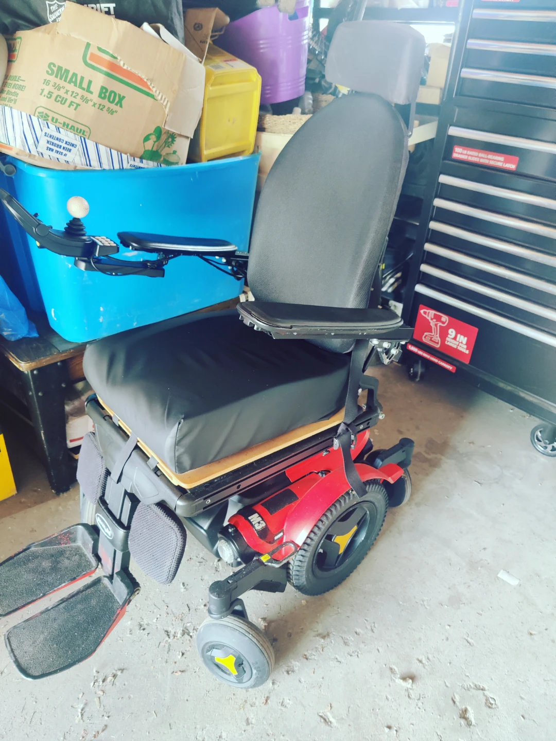 Permobil M3 Power Wheelchair- Excellent condition - photo 3