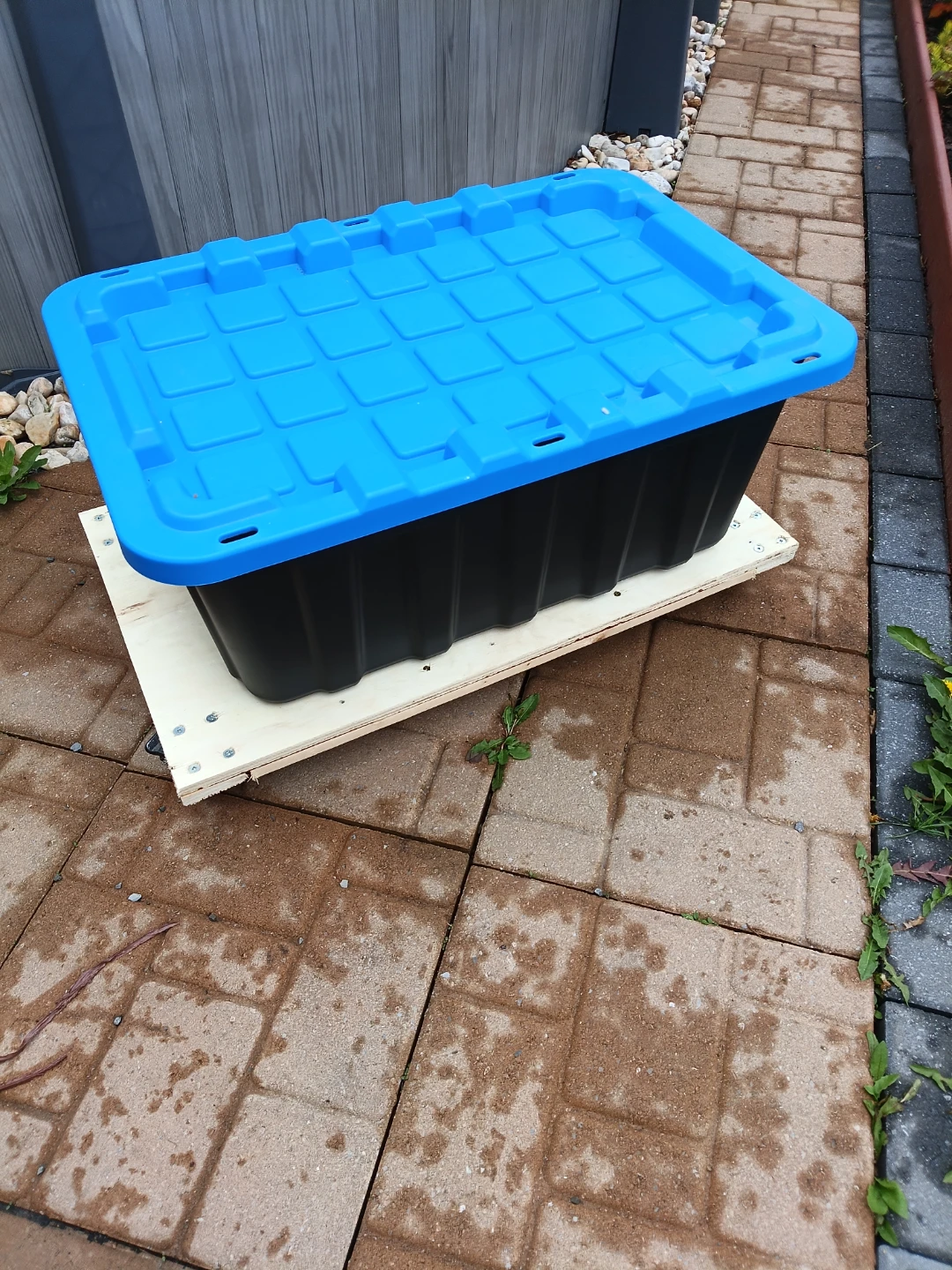 DIY Rolling Platform with Casters