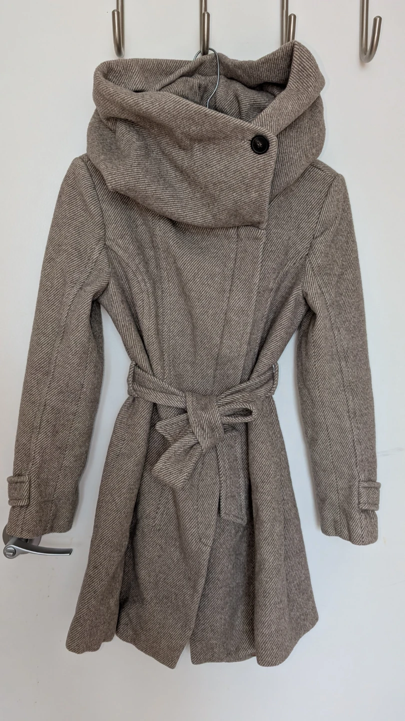 Cozy & classy Wool Tweed jacket with hoodie/ neck shawl - photo 2