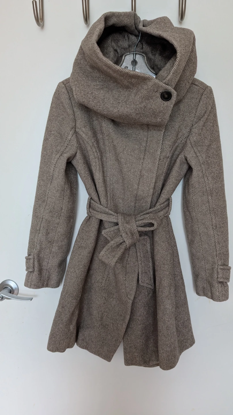 Cozy & classy Wool Tweed jacket with hoodie/ neck shawl - photo 5