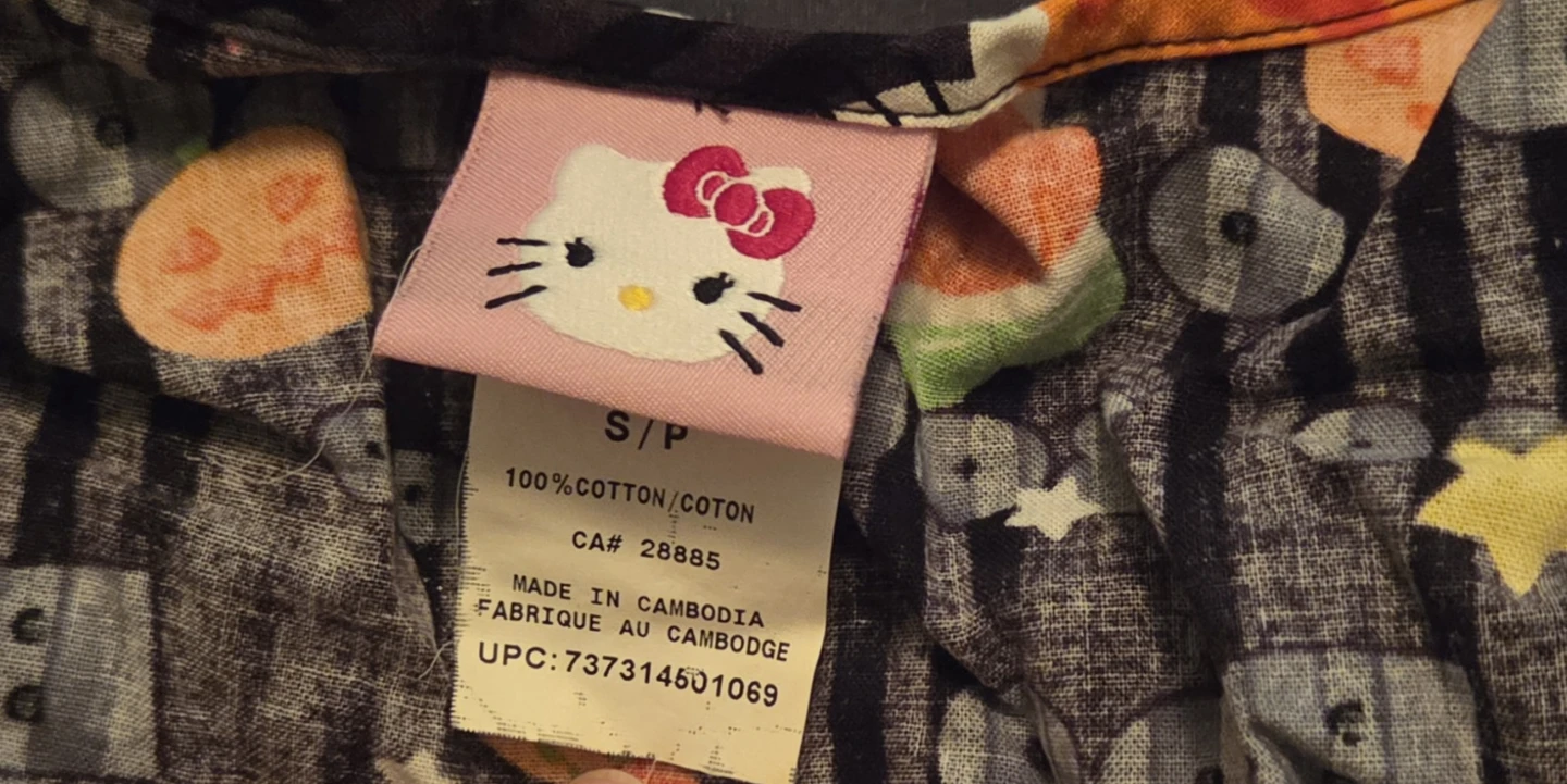 Hello Kitty Halloween Scrub Top - photo 3