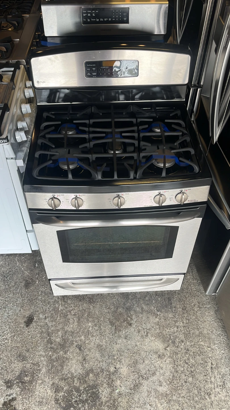 GE Profile Gas Range - photo 2